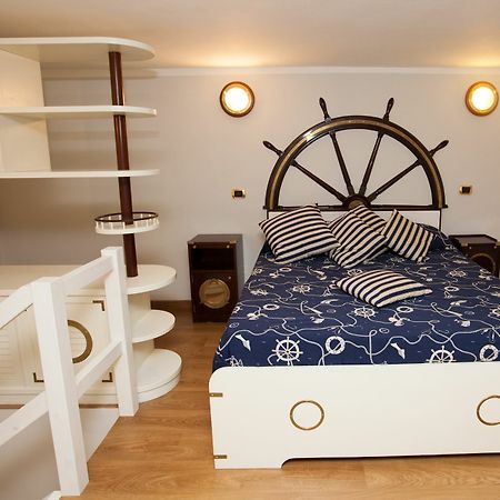 Hotel Ausonia Napoli Bagian luar foto