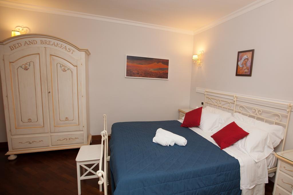 Hotel Ausonia Napoli Bagian luar foto