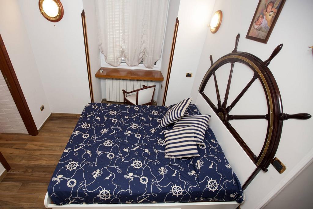 Hotel Ausonia Napoli Bagian luar foto