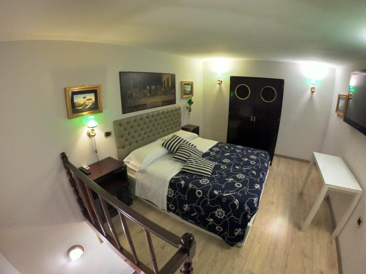 Hotel Ausonia Napoli Bagian luar foto