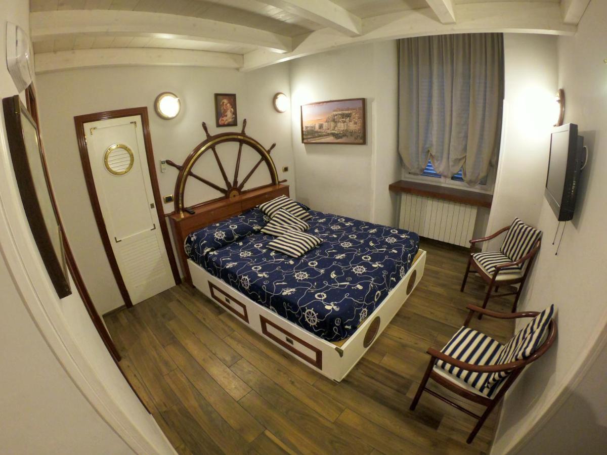 Hotel Ausonia Napoli Bagian luar foto