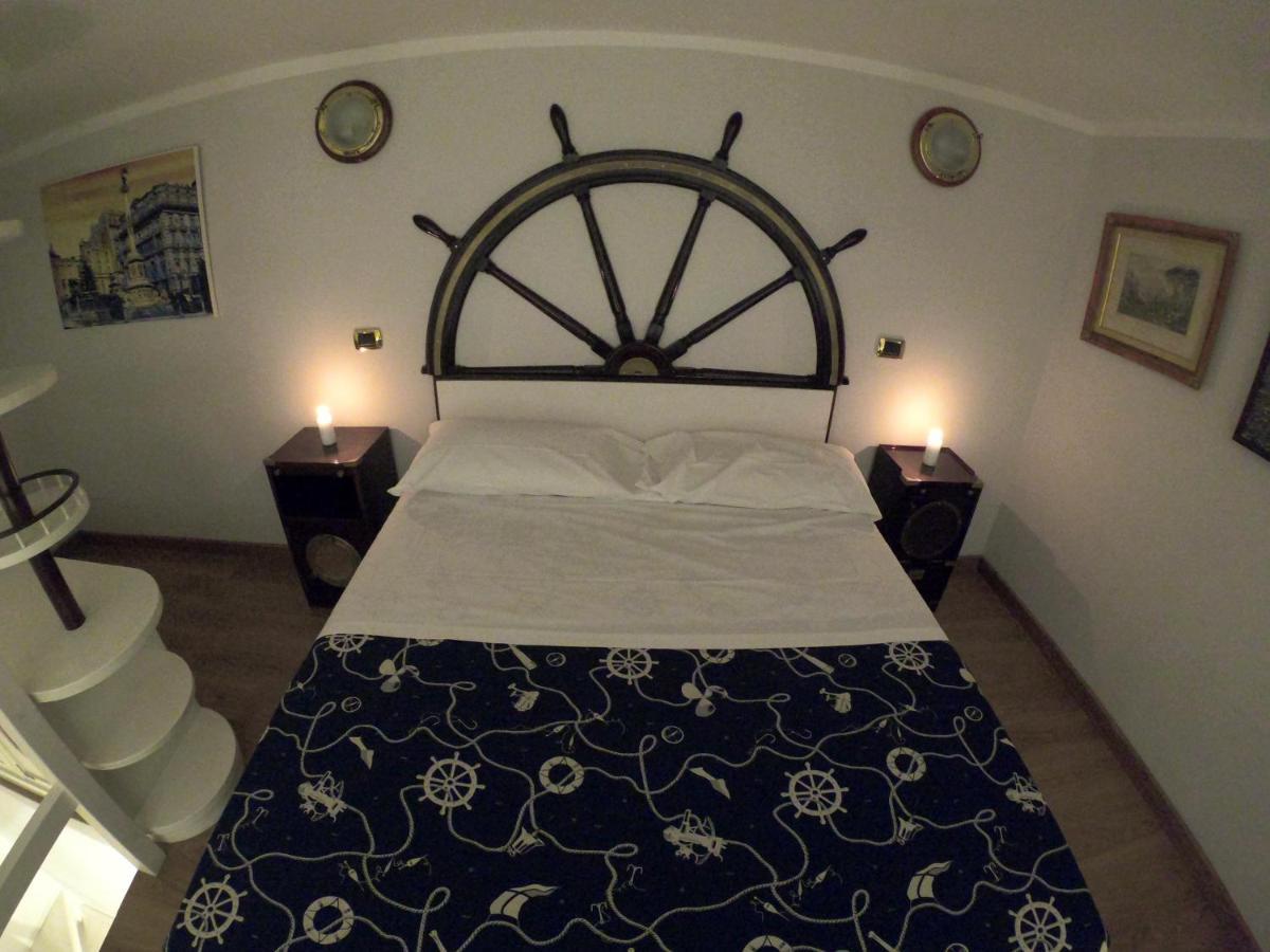 Hotel Ausonia Napoli Bagian luar foto
