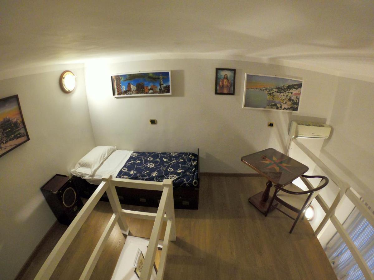 Hotel Ausonia Napoli Bagian luar foto