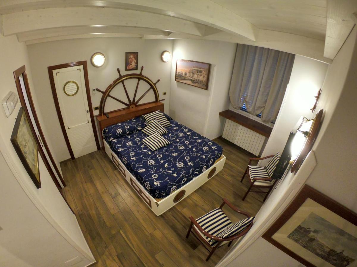 Hotel Ausonia Napoli Bagian luar foto